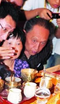 神秘高手（神秘高手闯少林寺夺舍利子）