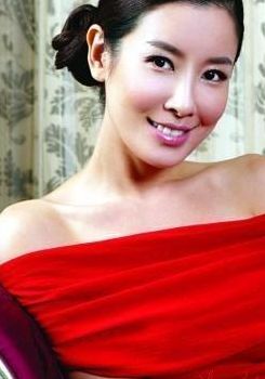 李泰兰和朴海镇(李泰兰和申承焕相差多少岁？)