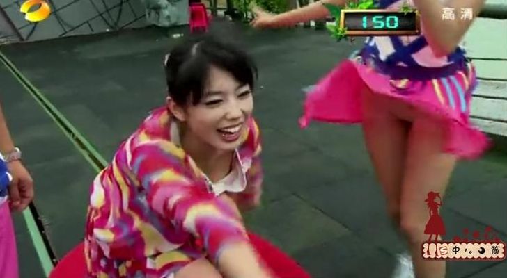 湖南卫视智勇大冲关女主持人(yoyo主持的节目？)