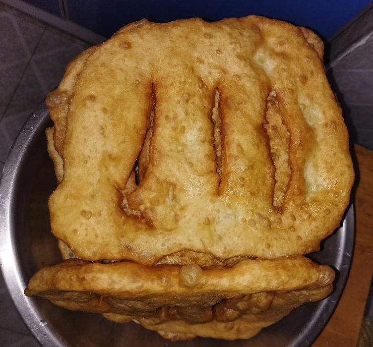 炸油饼面怎么和（炸油饼面怎么和面又软又脆视频）
