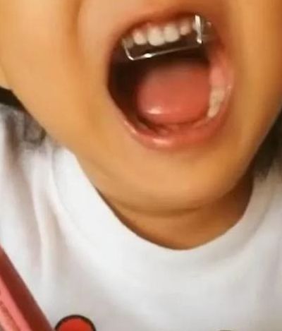 铁嘴钢牙是什么意思（铁嘴钢牙是什么意思褒义还是贬义词）