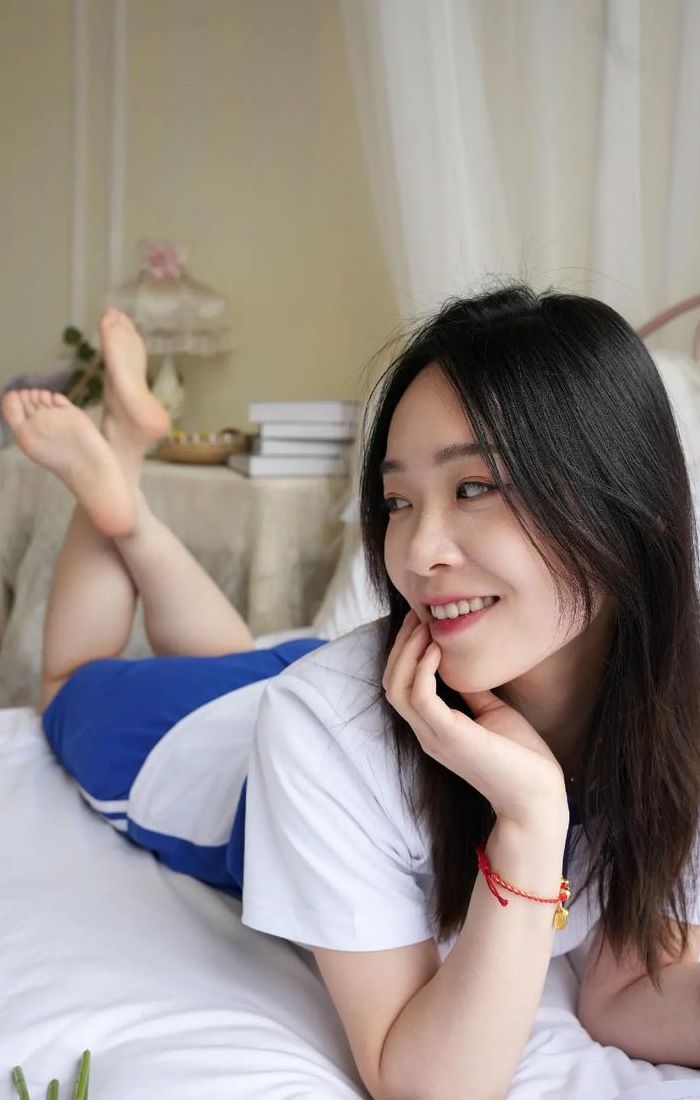 有女生喜欢赤脚吗（女孩子喜欢赤脚）