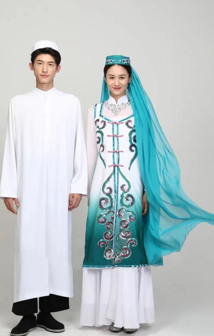维吾尔族服饰（回族服饰）