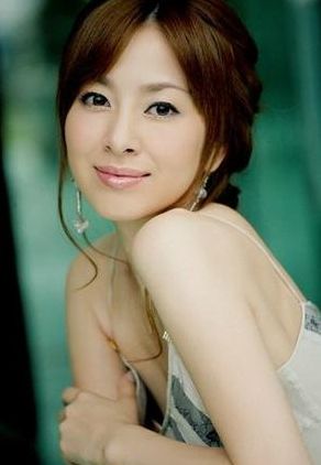 井上朋子（井上朋子发布会）