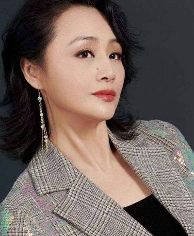 曹颖近况（曹颖近况现在干啥）