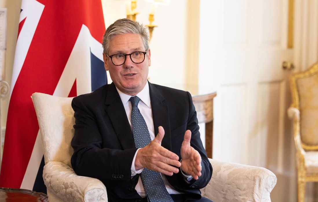 英国首相高烧入院（英国首相跌倒）