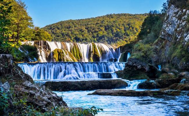 凉快的旅游景点（凉快的旅游景点有哪些）
