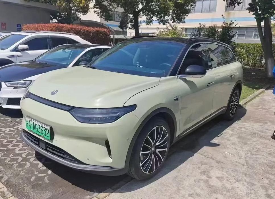 油电混合电动车（领跑油电混合电动车）